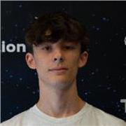 Je suis jeune étudiant motivé et appliqué qui cherche a aider ceux qui ont plus de difficulté !